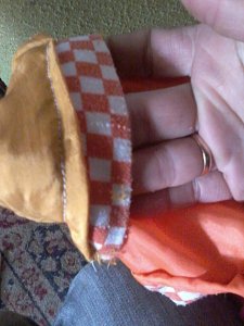 megvarrva készen belül ennyi látszik